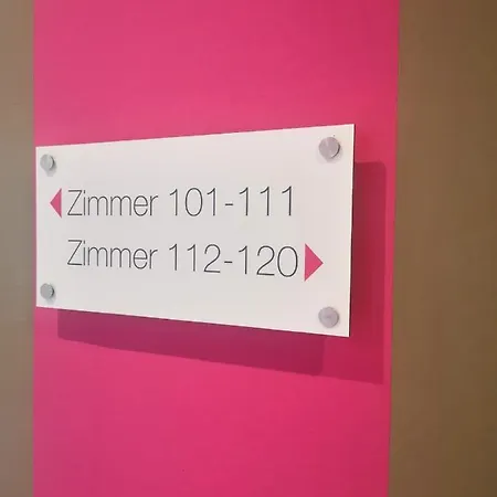 Max 70 I Contactless Check-in Hotel