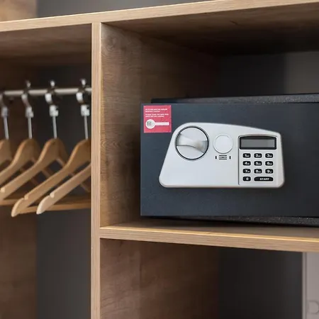 Max 70 I Contactless Check-in Hotel Salisburgo
