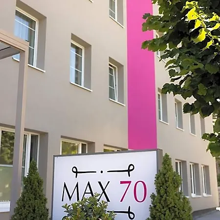 Max70 3*