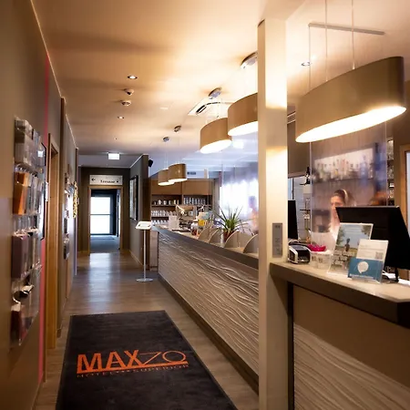 Max70 3*