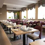 Max70 Hotel