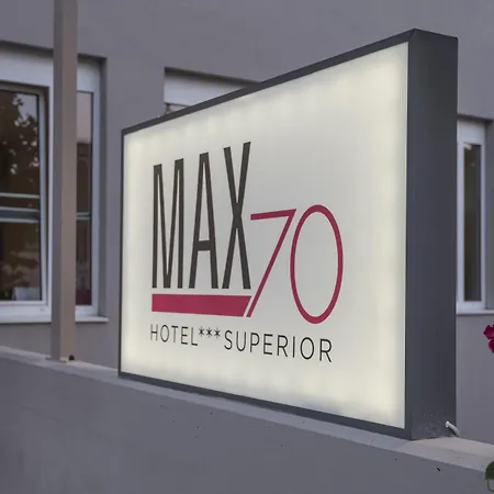 Max70 3*